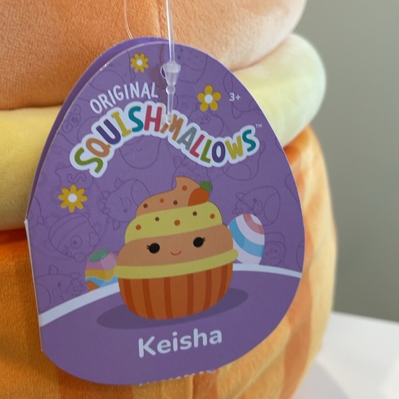 NWT 8” Keisha the Carrot Cake Cupcake Easter Squishmallow - Picture 5 of 6